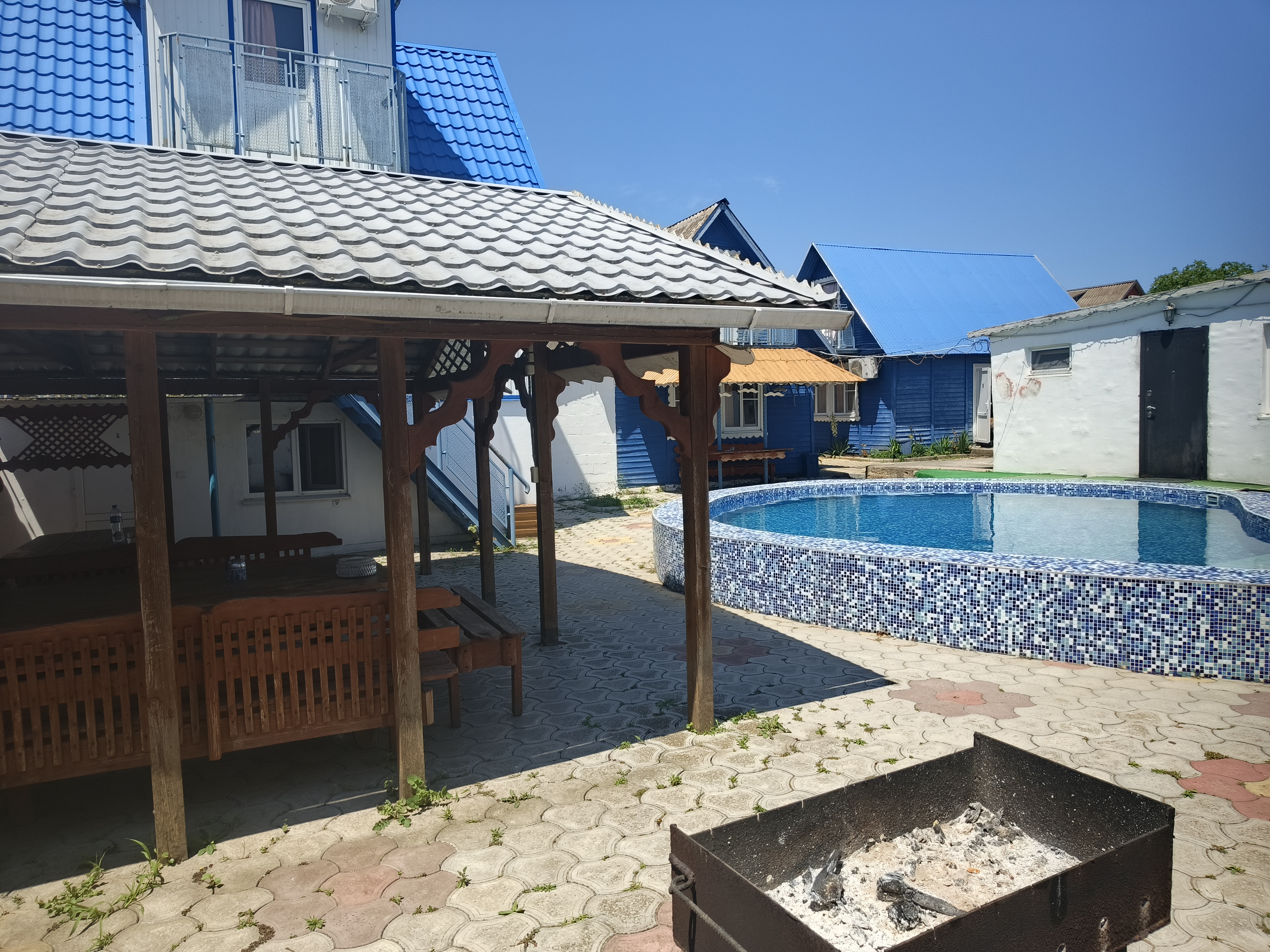 Галерея